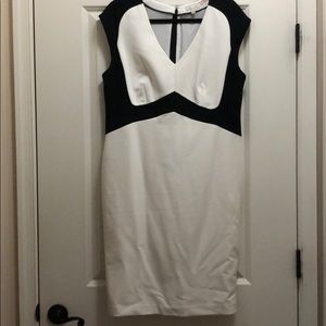 Limited scandal line pencil dress